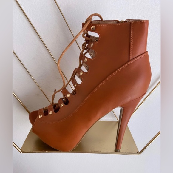 DB DK -Peep Toe Lace Up Heel Ankle Boots Size-9 - Picture 2 of 10